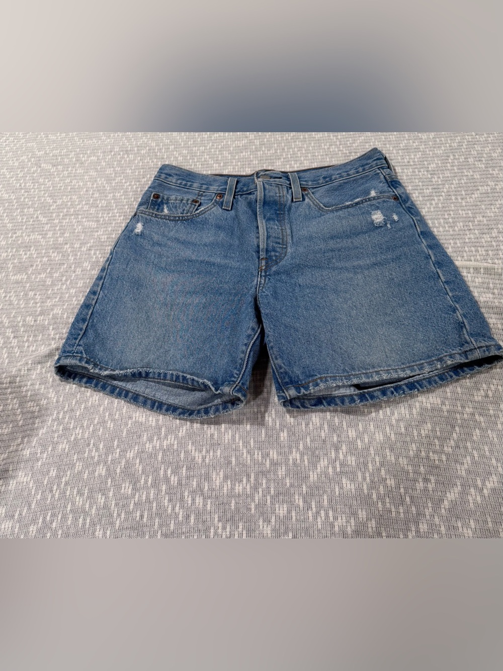 Levi’s 501 Original Denim Shorts Women’s W27 Button Fly Light Wash Distressed